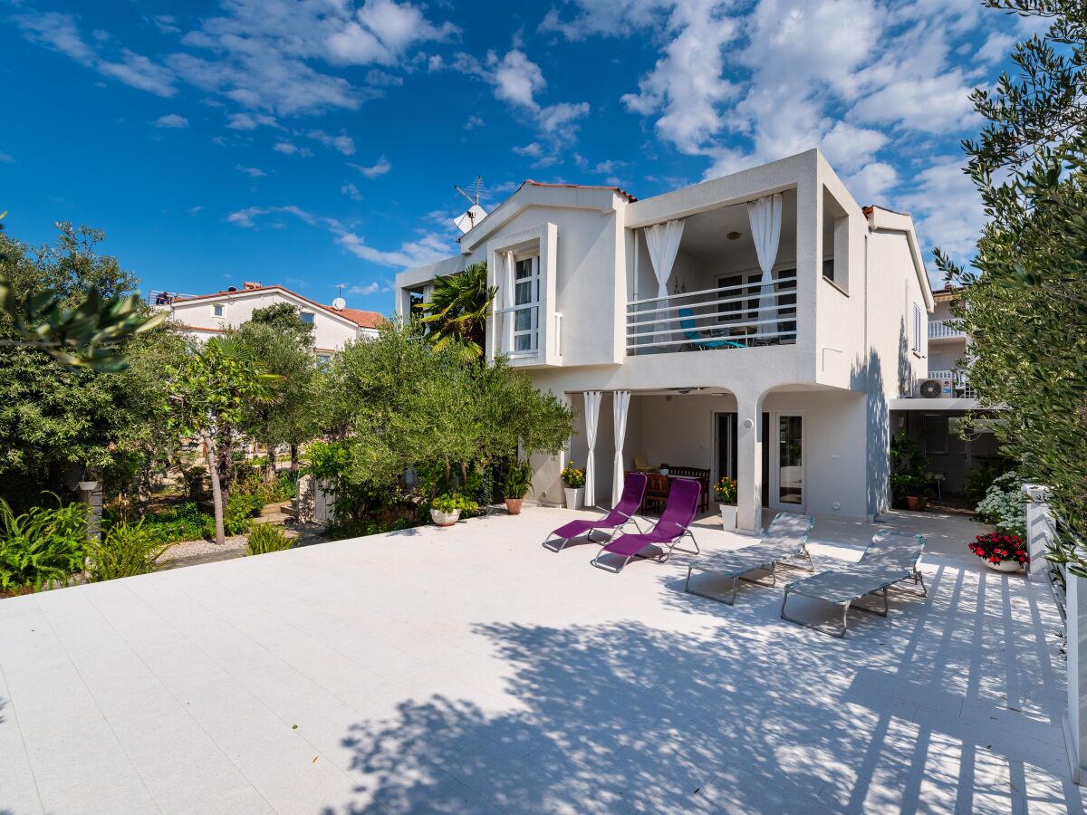 Apartment Apartments by the sea Mandre, Pag - 13015 - Apartments by the sea Mandre, Pag - 13015