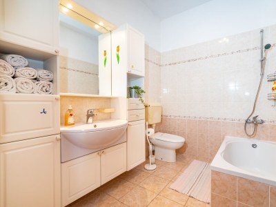 Apartment Apartments by the sea Mandre, Pag - 13015 - Apartments by the sea Mandre, Pag - 13015 - Outdoor photo 16