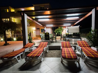 Apartment Three bedroom apartment with terrace and sea view Podstrana, Split A-13393-a - Outdoor photo 8