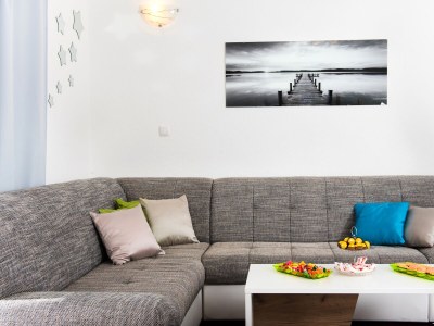 Apartment Three bedroom apartment with terrace and sea view Podstrana, Split A-13393-a - Outdoor photo 17