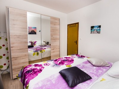 Apartment Three bedroom apartment with terrace and sea view Podstrana, Split A-13393-a - Outdoor photo 29