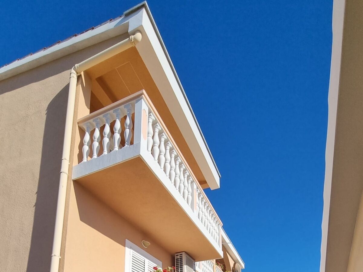 Apartment One bedroom apartment with balcony and sea view Rtina - Miočići, Zadar A-13072-a - Outdoor photo 4