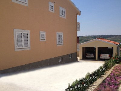 Apartment One bedroom apartment with balcony and sea view Rtina - Miočići, Zadar A-13072-a - Outdoor photo 10