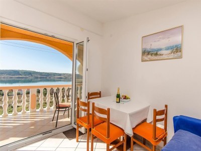 Apartment One bedroom apartment with balcony and sea view Rtina - Miočići, Zadar A-13072-a - Outdoor photo 12