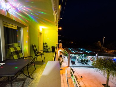 Apartment Three bedroom apartment with balcony and sea view Podstrana, Split A-13393-b - Outdoor photo 41