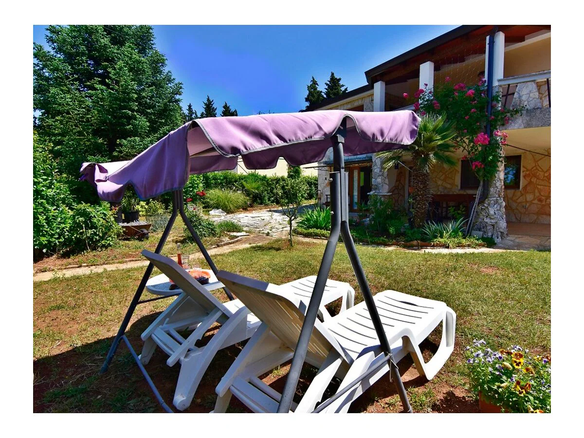 Apartment One bedroom apartment with terrace Savudrija, Umag A-13589-b