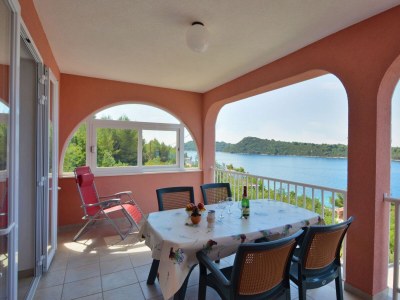 Apartment One bedroom apartment with terrace and sea view Karbuni, Korčula A-13217-b in Blato - Apartment