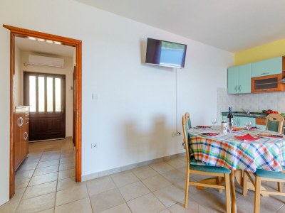 Apartment One bedroom apartment with terrace and sea view Karbuni, Korčula A-13217-b - Outdoor photo 9