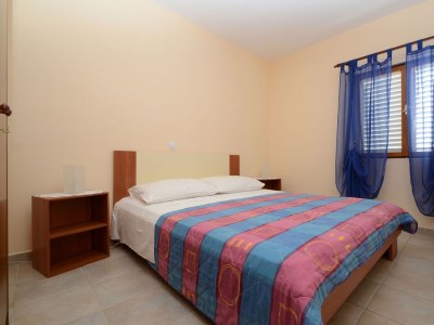 Apartment One bedroom apartment with terrace and sea view Karbuni, Korčula A-13217-b - Outdoor photo 11