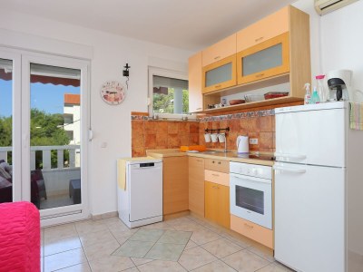 Apartment One bedroom apartment with terrace and sea view Lokva Rogoznica, Omiš A-13226-b - Outdoor photo 14