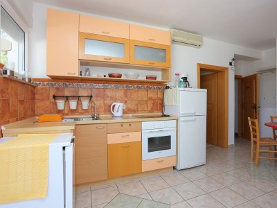 Apartment One bedroom apartment with terrace and sea view Lokva Rogoznica, Omiš A-13226-b - Outdoor photo 15