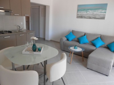 Apartment Two bedroom apartment with terrace and sea view Okrug Gornji, Čiovo A-13859-a - Outdoor photo 12