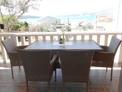 Apartment Two bedroom apartment with terrace and sea view Okrug Gornji, Čiovo A-13859-b - Outdoor photo 17