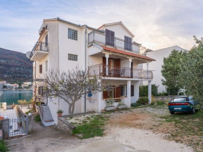 Apartment One bedroom apartment near beach Grebaštica, Šibenik A-13942-b - Outdoor photo 4