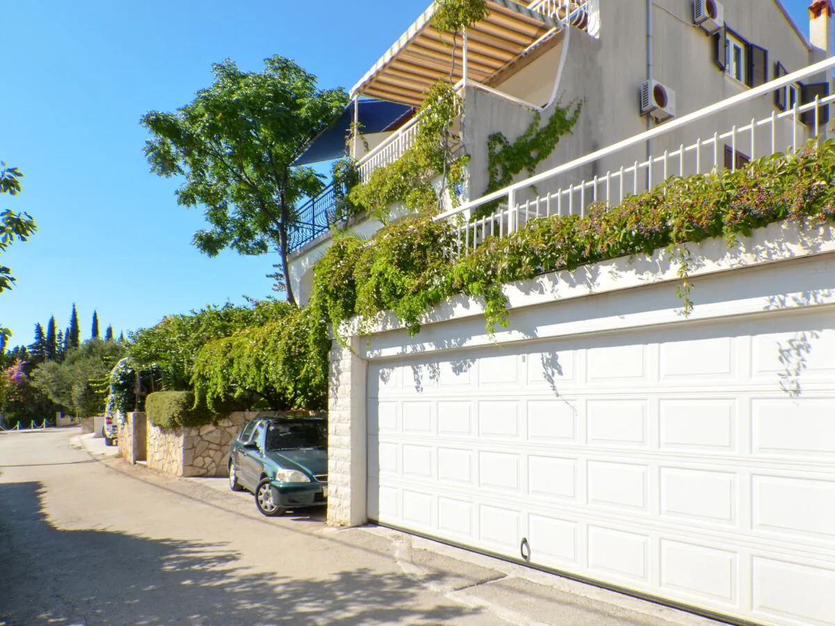 Apartment Two bedroom apartment with terrace and sea view Seget Vranjica, Trogir A-2037-a