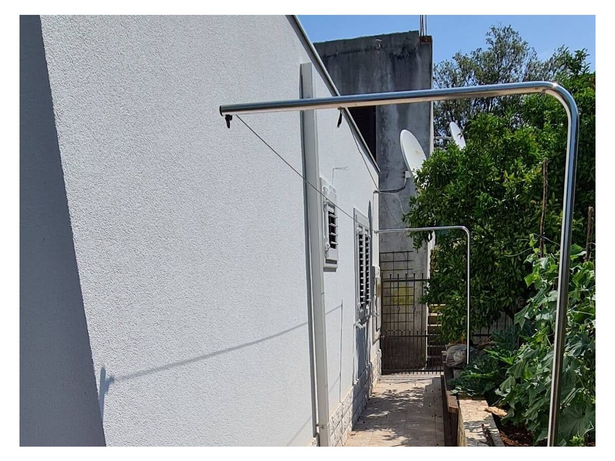 Apartment Two bedroom apartment with terrace and sea view Nečujam, Šolta A-2089-a - Outdoor photo 5