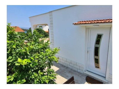 Apartment Two bedroom apartment with terrace and sea view Nečujam, Šolta A-2089-a - Outdoor photo 4