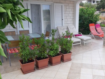 Apartment Two bedroom apartment with terrace and sea view Nečujam, Šolta A-2089-a - Outdoor photo 6