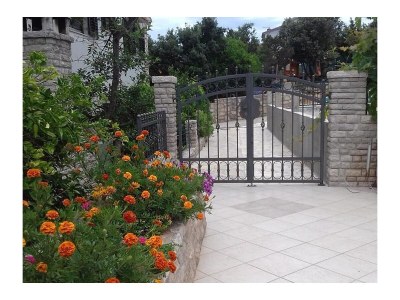 Apartment Two bedroom apartment with terrace and sea view Nečujam, Šolta A-2089-a - Outdoor photo 12