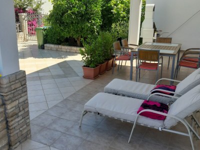 Apartment Two bedroom apartment with terrace and sea view Nečujam, Šolta A-2089-a - Outdoor photo 18