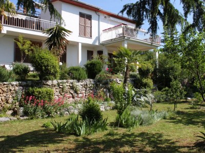 Apartment One bedroom apartment with terrace and sea view Lovran, Opatija A-2303-b - Outdoor photo 3