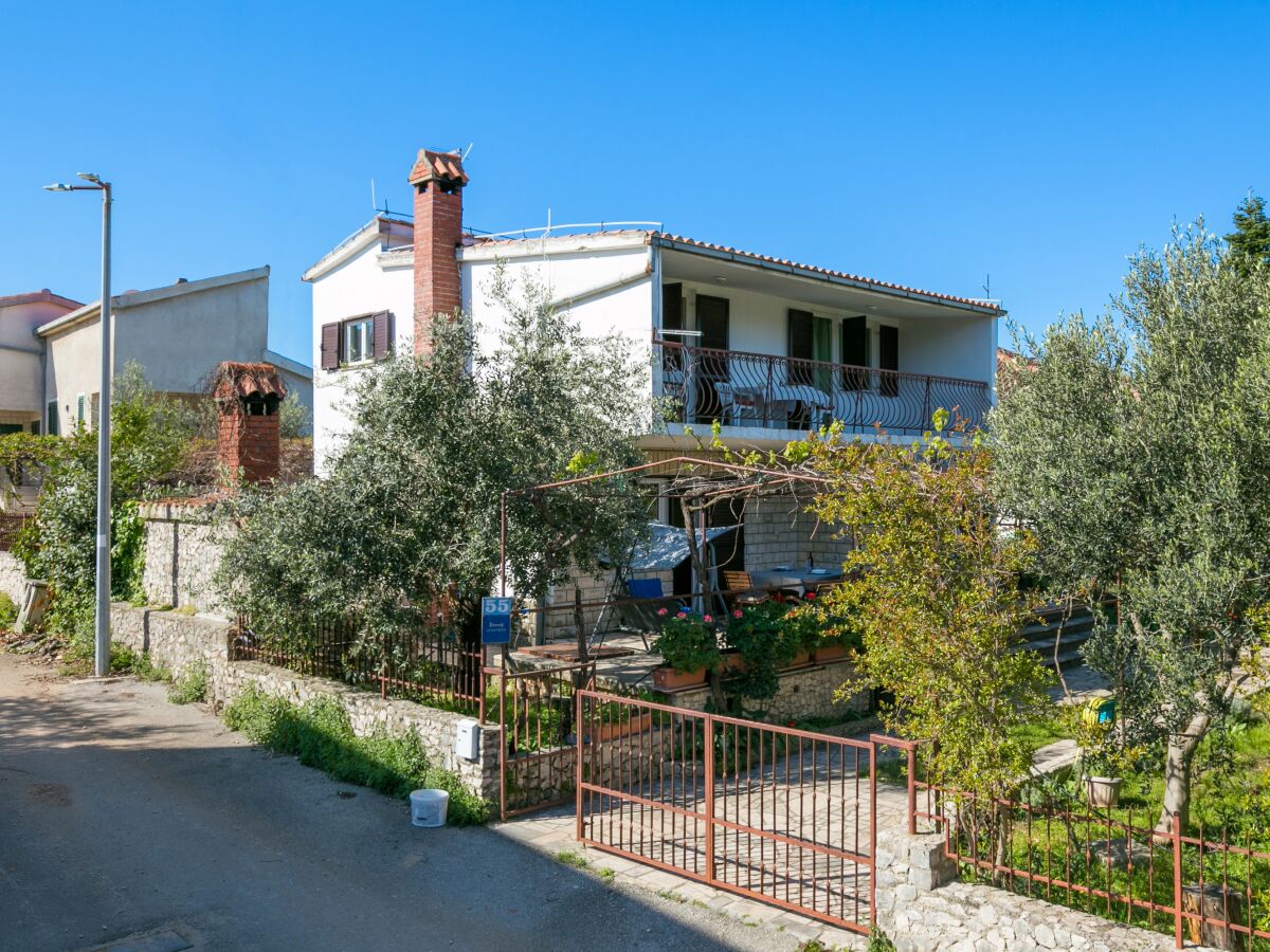 Holiday house Four-bedroom house with terrace Okrug Donji, Čiovo K-2403 - Outdoor photo 2