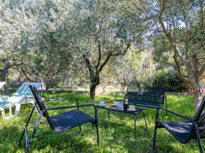 Holiday house Four-bedroom house with terrace Okrug Donji, Čiovo K-2403 - Outdoor photo 20