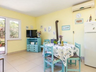 Holiday house Four-bedroom house with terrace Okrug Donji, Čiovo K-2403 - Outdoor photo 31