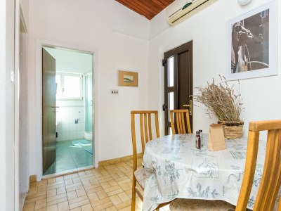 Holiday house Four-bedroom house with terrace Okrug Donji, Čiovo K-2403 - Outdoor photo 34