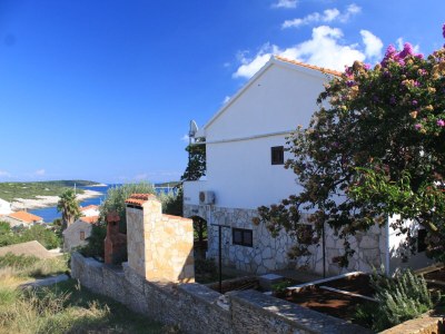 Apartment Two bedroom apartment with terrace and sea view Rukavac, Vis A-2411-a - Outdoor photo 2