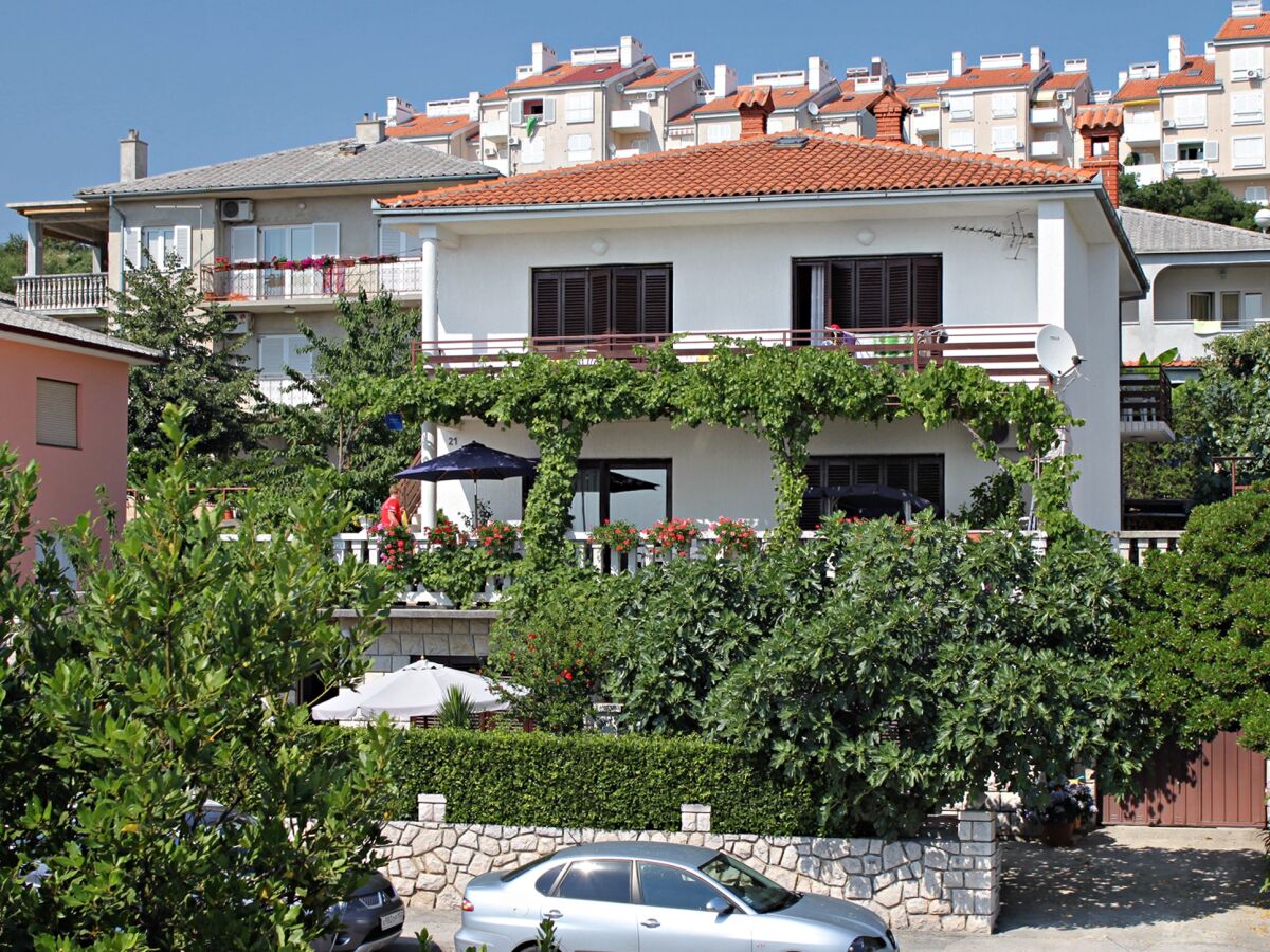 Apartment Apartments with parking space Novi Vinodolski - 2421 - Outdoor photo 2