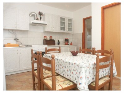 Apartment Two bedroom apartment with terrace and sea view Mali Lošinj, Lošinj A-2500-a - Outdoor photo 5