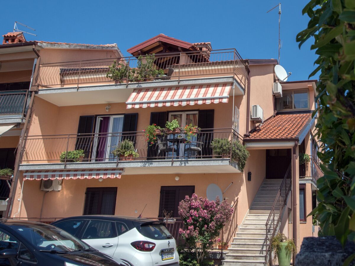 Apartment Two bedroom apartment with balcony and sea view Umag A-2529-c