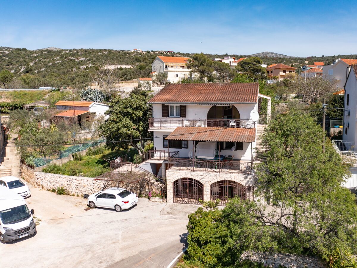 Apartment Three bedroom apartment with balcony and sea view Stupin Čeline, Rogoznica A-4264-a - Outdoor photo 5