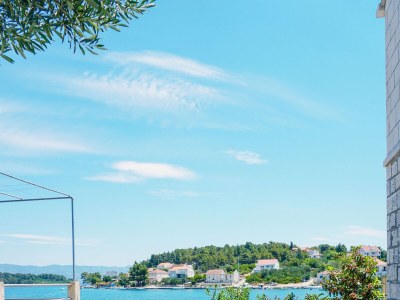 Apartment Two bedroom apartment near beach Lumbarda, Korčula A-3554-a - Outdoor photo 41