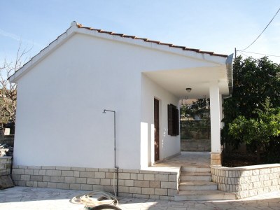 Apartment Two bedroom apartment with terrace and sea view Vinišće, Trogir A-4276-a - Outdoor photo 5