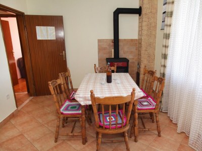 Apartment Two bedroom apartment with terrace and sea view Vinišće, Trogir A-4276-a - Outdoor photo 12