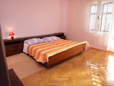 Apartment Two bedroom apartment with terrace and sea view Vinišće, Trogir A-4276-a - Outdoor photo 16