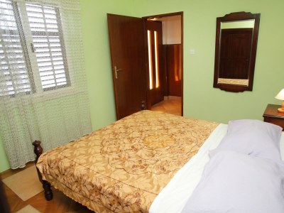 Apartment Two bedroom apartment with terrace and sea view Vinišće, Trogir A-4276-a - Outdoor photo 21