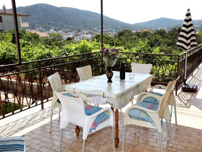 Apartment Two bedroom apartment with terrace and sea view Vinišće, Trogir A-4276-a - Outdoor photo 27