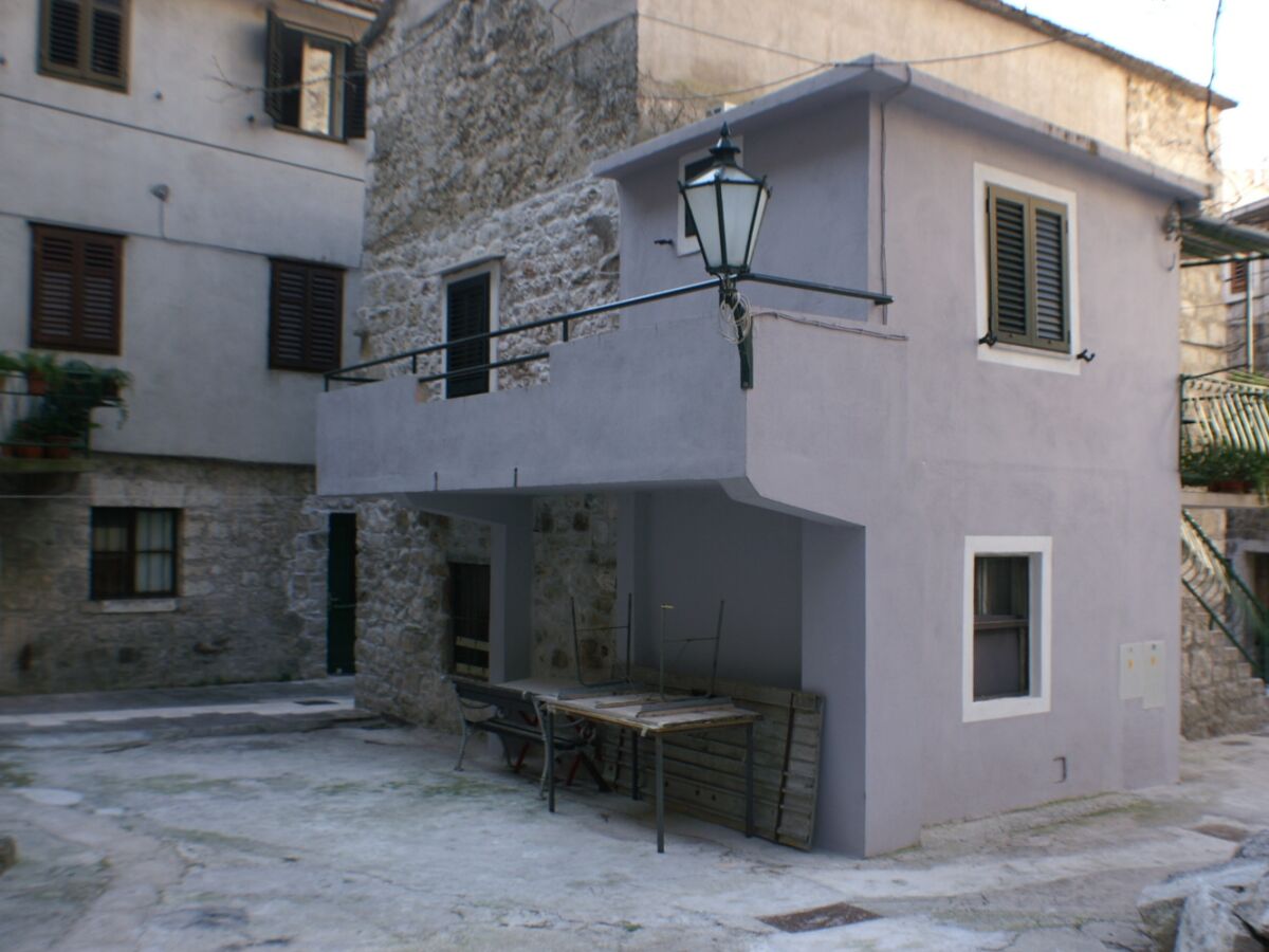 Apartment One bedroom apartment with balcony Omiš A-4327-a - Outdoor photo 2