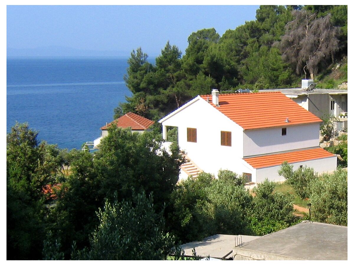 Apartment Three bedroom apartment with terrace and sea view Cove Skozanje, Hvar A-4024-b - Outdoor photo 3