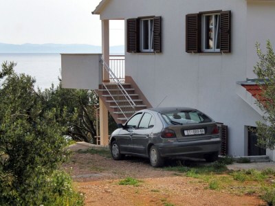 Apartment Three bedroom apartment with terrace and sea view Cove Skozanje, Hvar A-4024-b - Outdoor photo 10