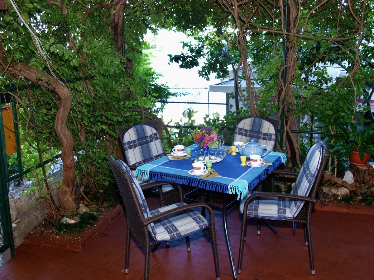 Holiday house Two bedroom house near beach Podgora, Makarska K-4331