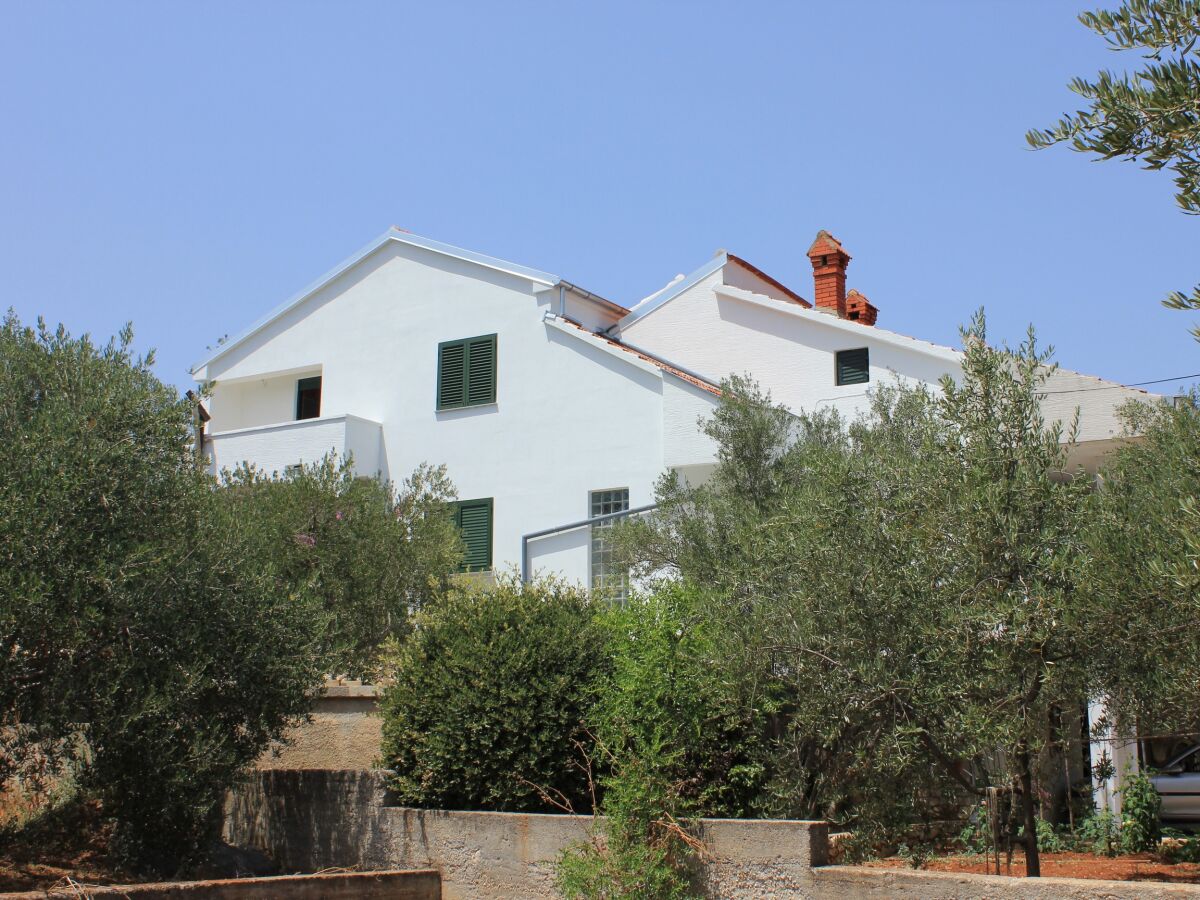 Apartment Two bedroom apartment near beach Cove Mala Lamjana, Ugljan A-347-b - Outdoor photo 5