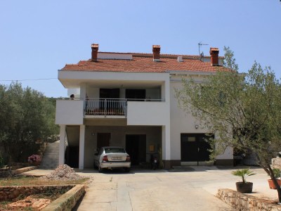 Apartment Two bedroom apartment near beach Cove Mala Lamjana, Ugljan A-347-b - Outdoor photo 3