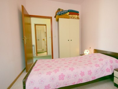 Apartment Two bedroom apartment near beach Cove Mala Lamjana, Ugljan A-347-b - Outdoor photo 23