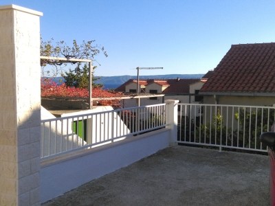 Apartment Two bedroom apartment with terrace Bol, Brač A-4658-a - Outdoor photo 13