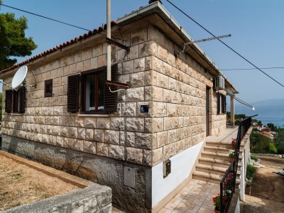 Apartment Three bedroom apartment with terrace and sea view Splitska, Brač A-2867-a - Outdoor photo 2