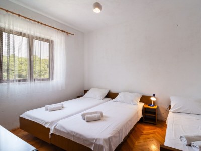 Apartment Three bedroom apartment with terrace and sea view Splitska, Brač A-2867-a - Outdoor photo 14